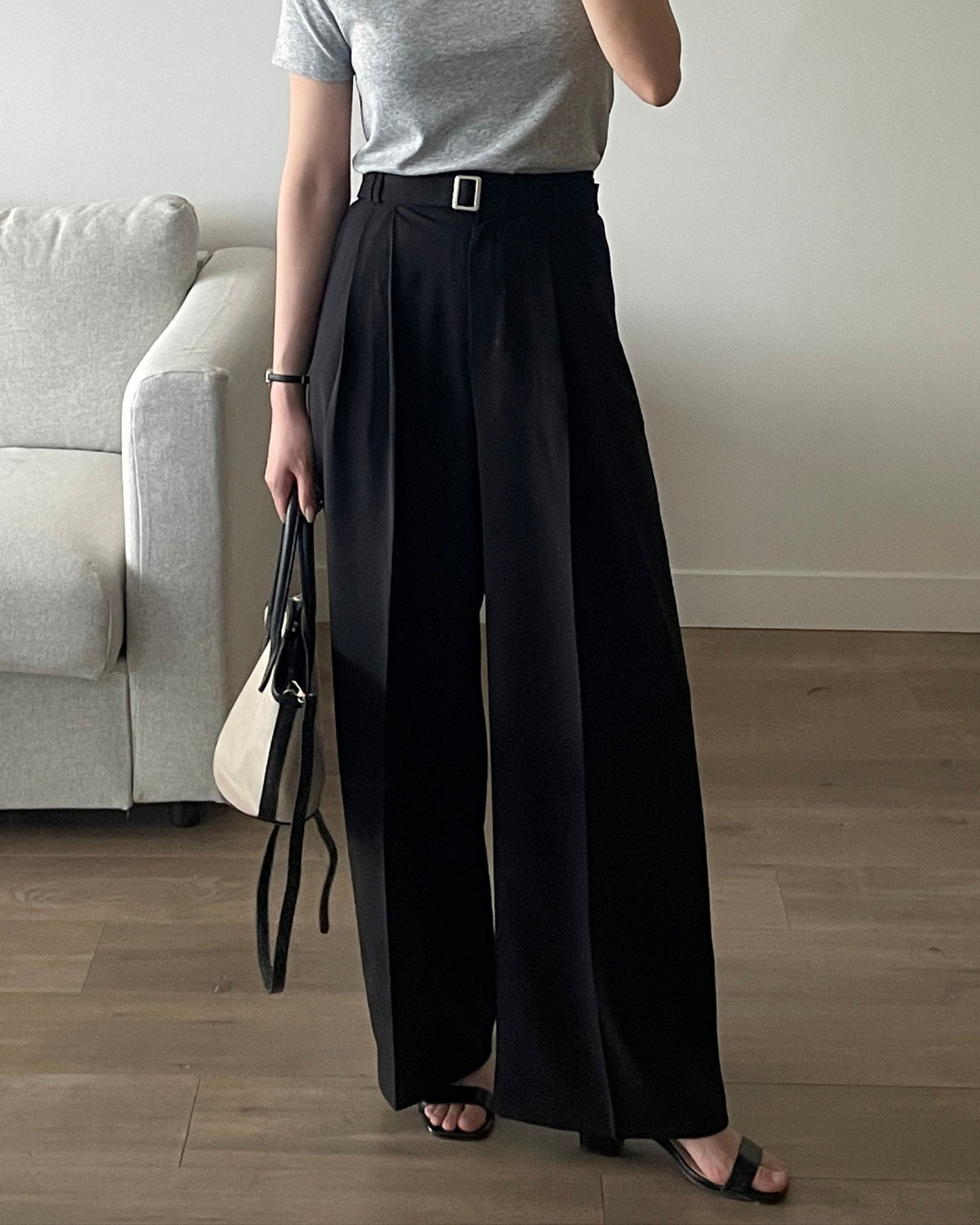 Belted Pin-tuck Wide Trouser