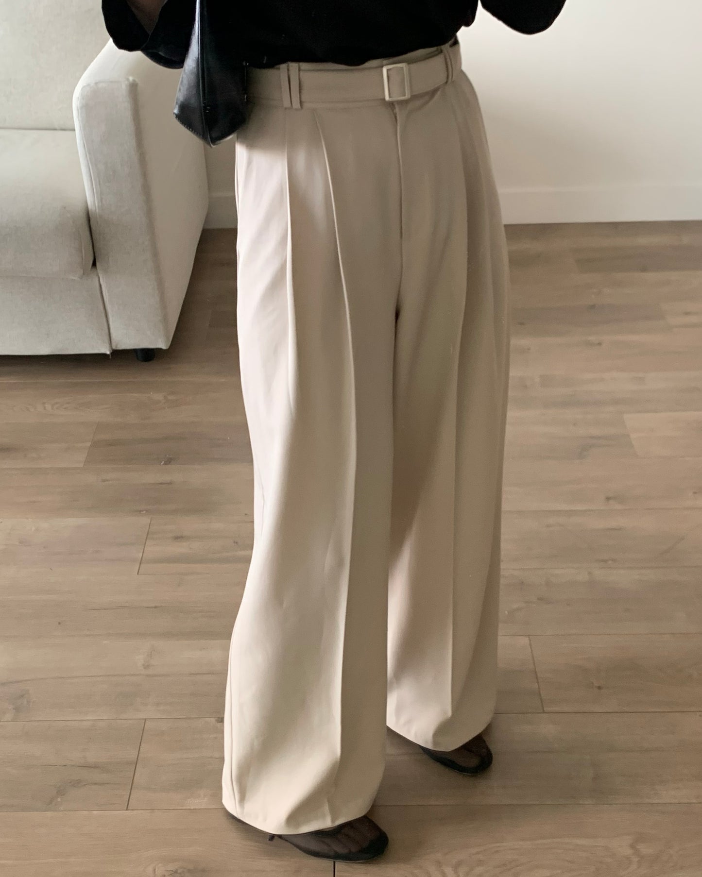 Belted Pin-tuck Wide Trouser