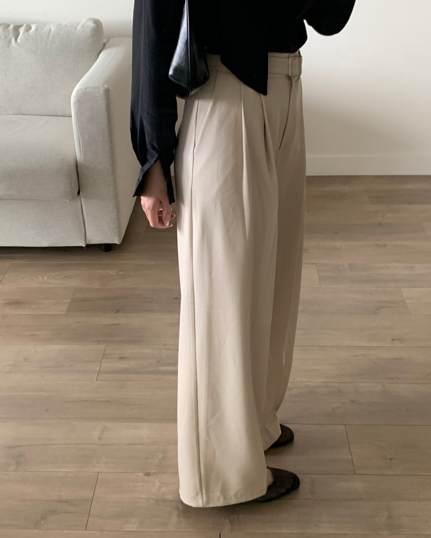 Belted Pin-tuck Wide Trouser