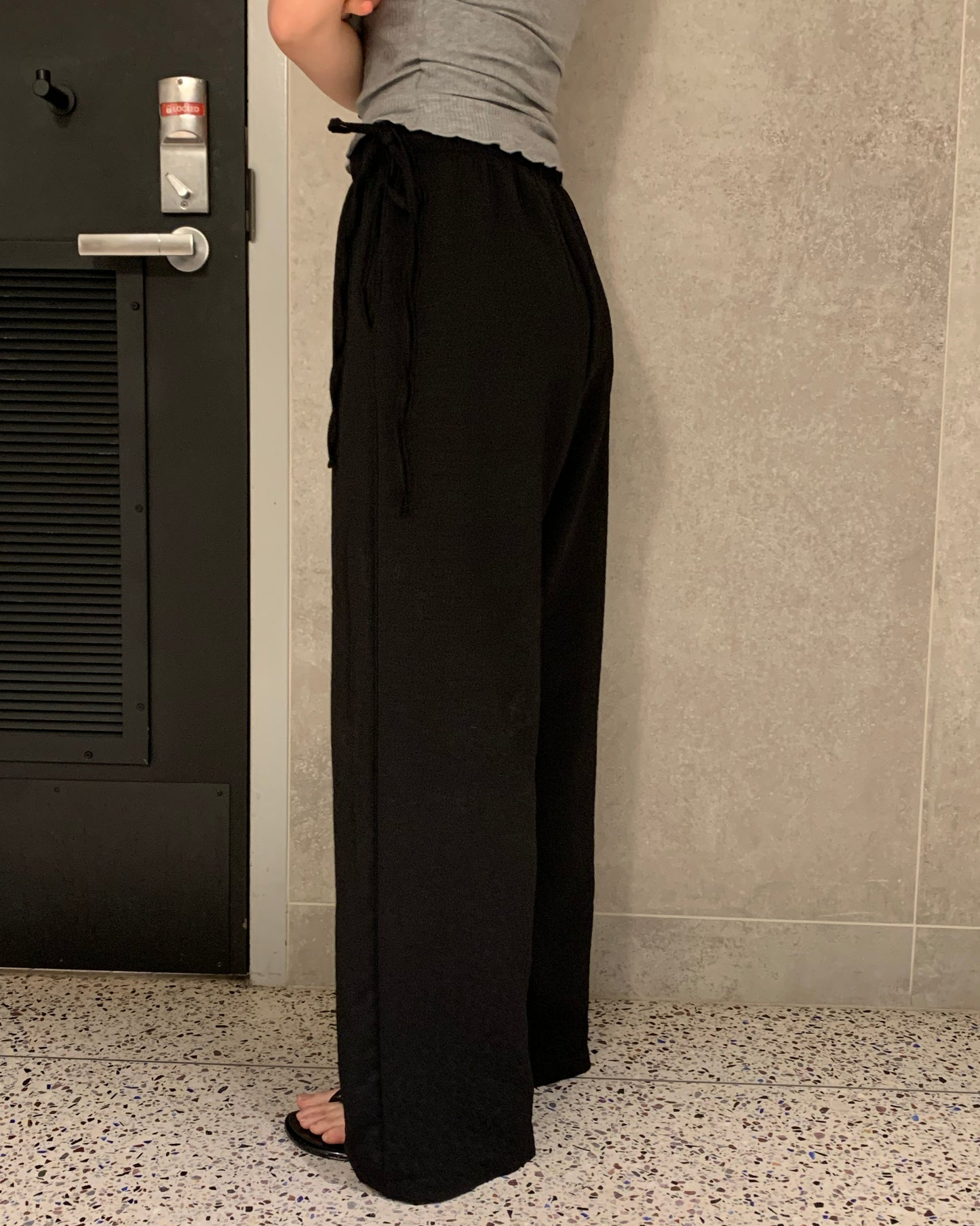 Side-Tie Bloom Pants (Black)