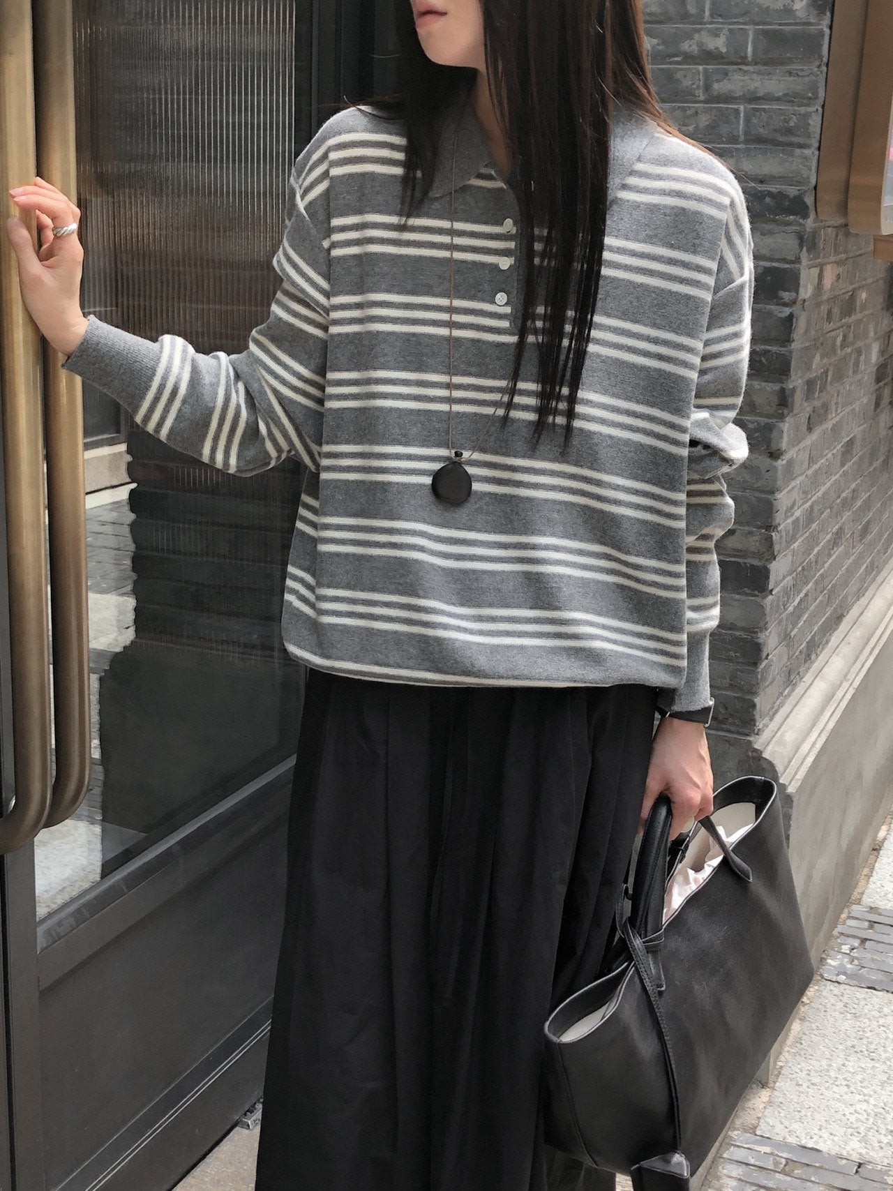 STRIPED WOOL COLLAR KNIT