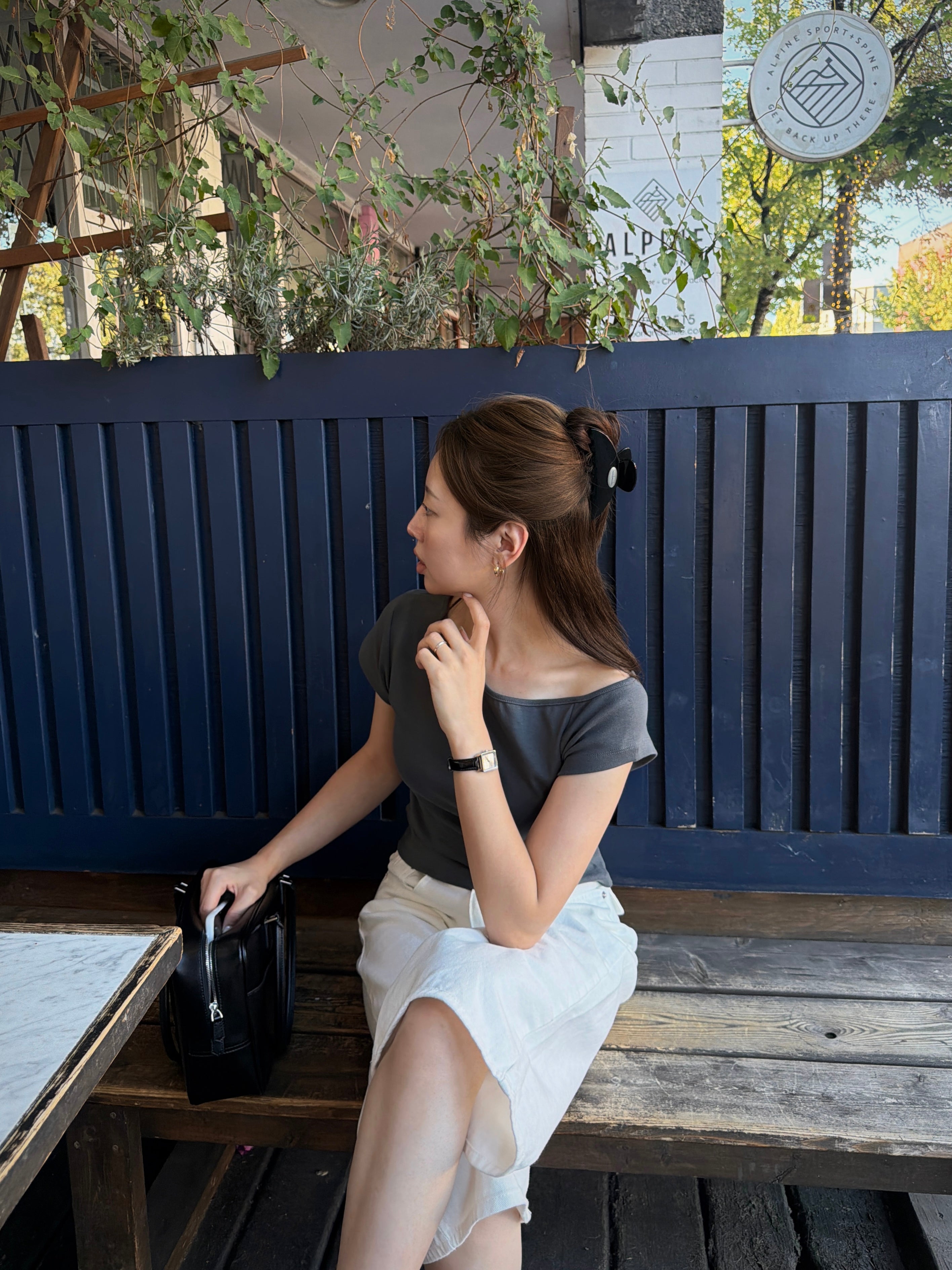 ONE SHOULDER T-SHIRT