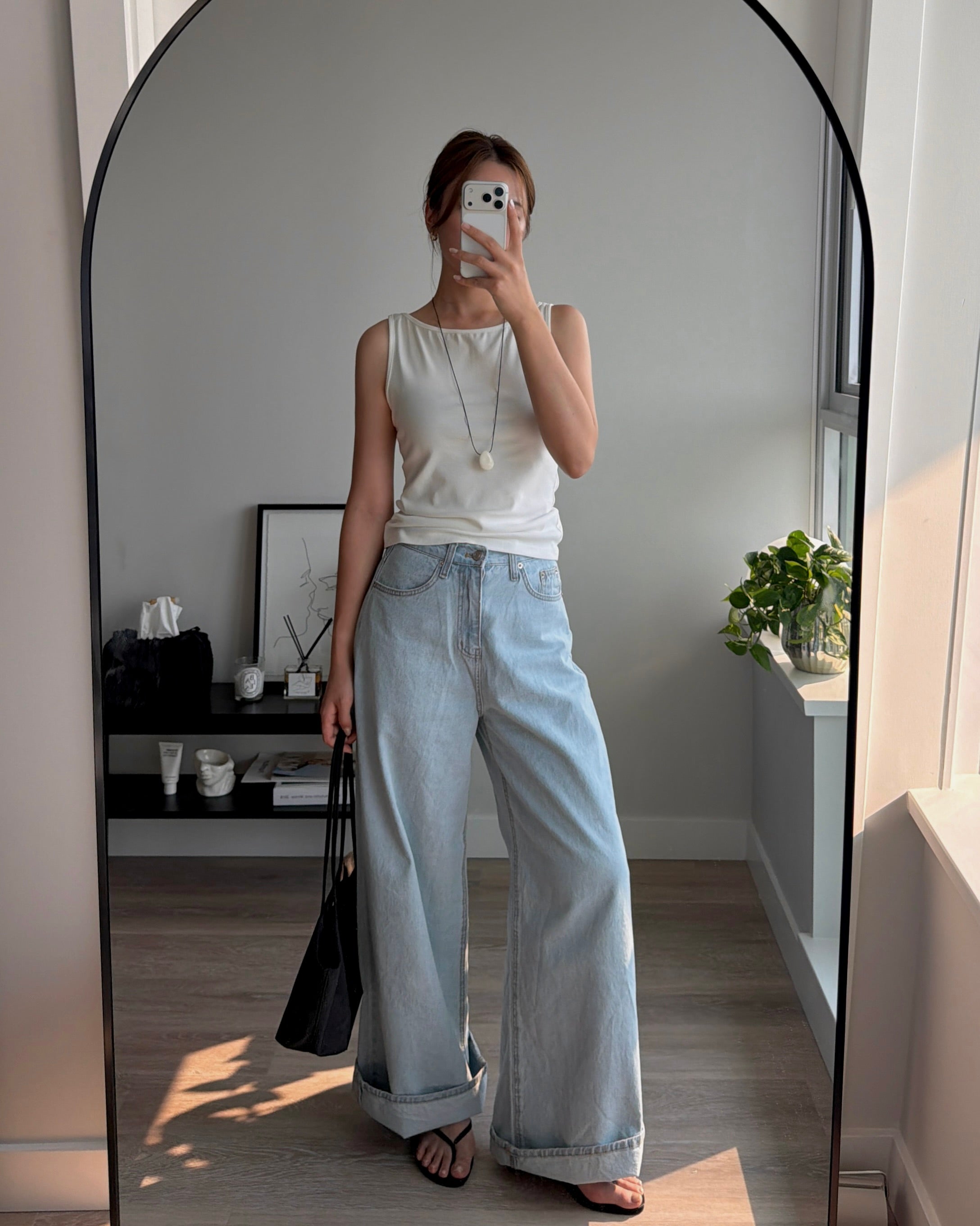 LIGHT-BLUE WIDE DENIM PANTS