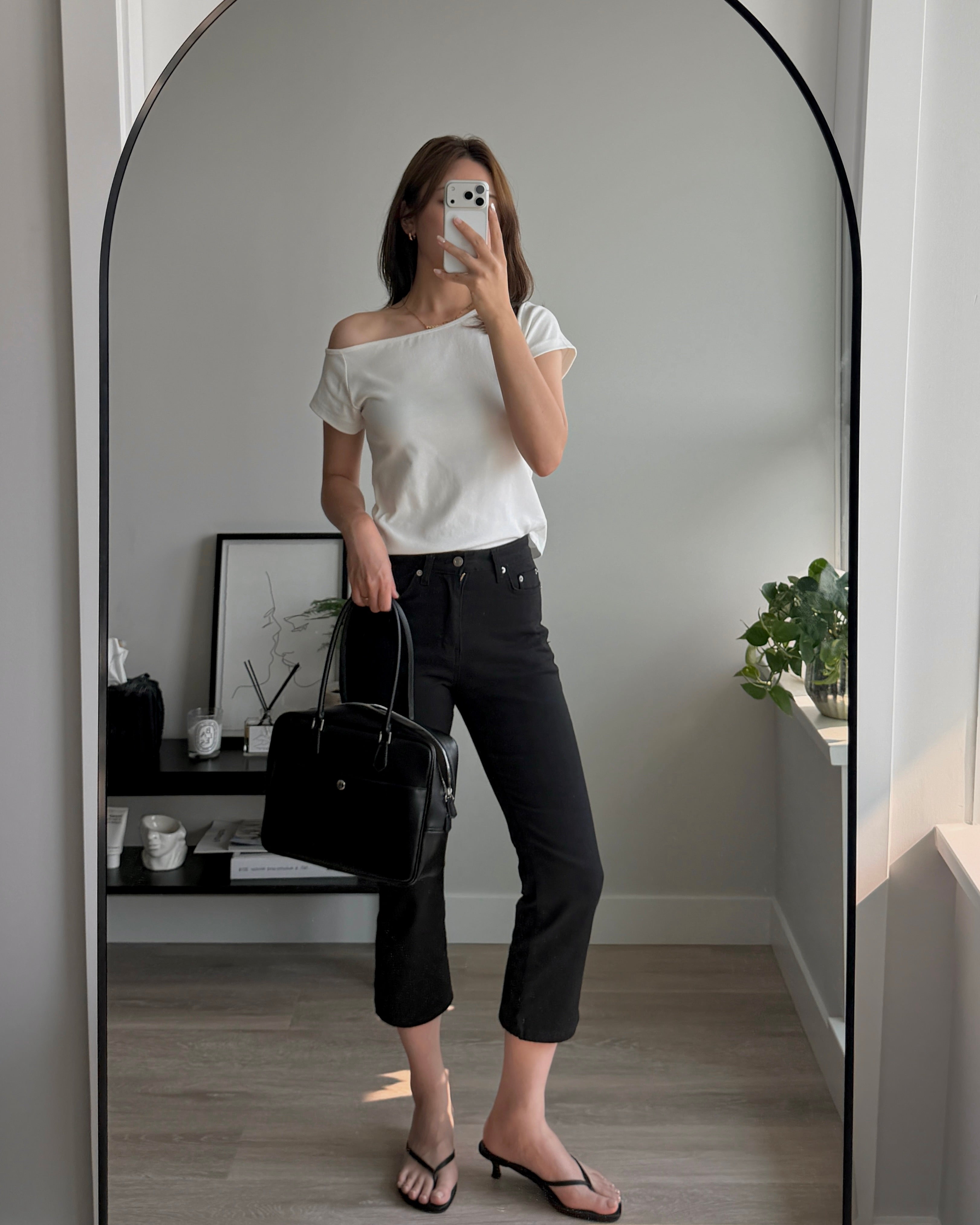 ONE SHOULDER T-SHIRT