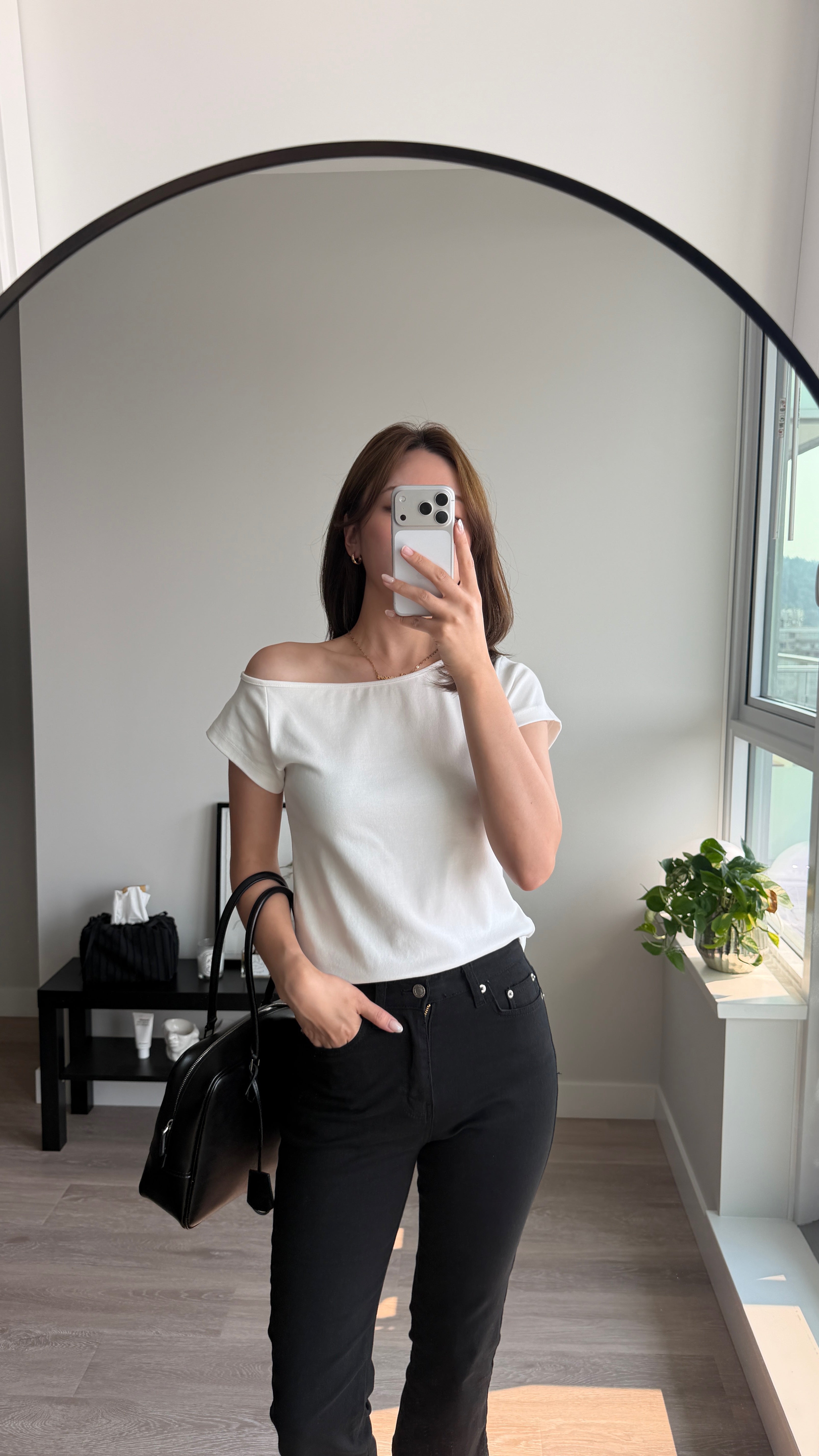 ONE SHOULDER T-SHIRT
