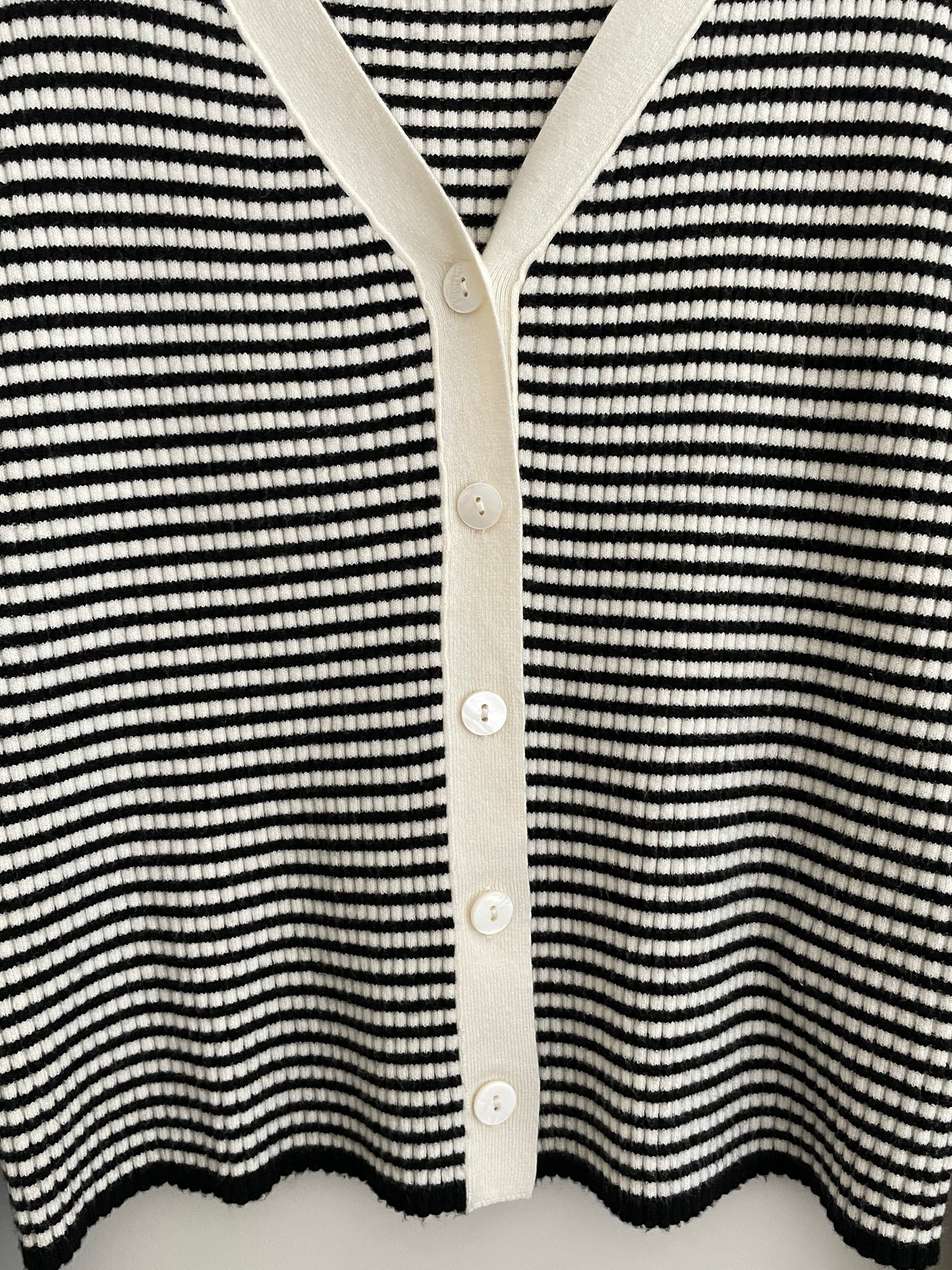 Mono Two-tone Cardigan(Ivory)