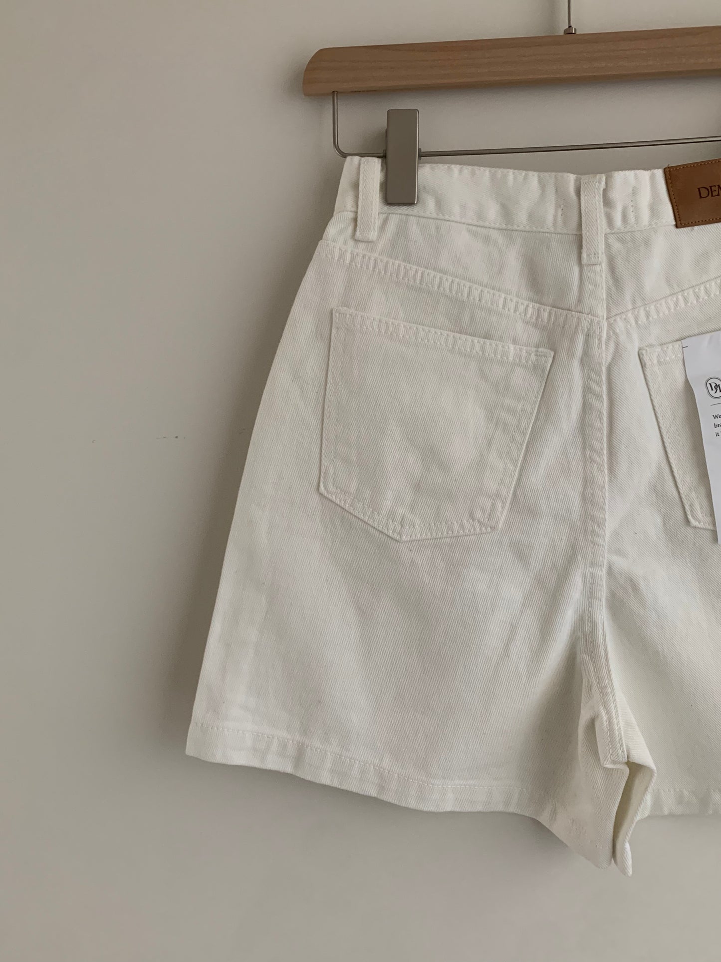 Simple Cotton Shorts (Ivory)