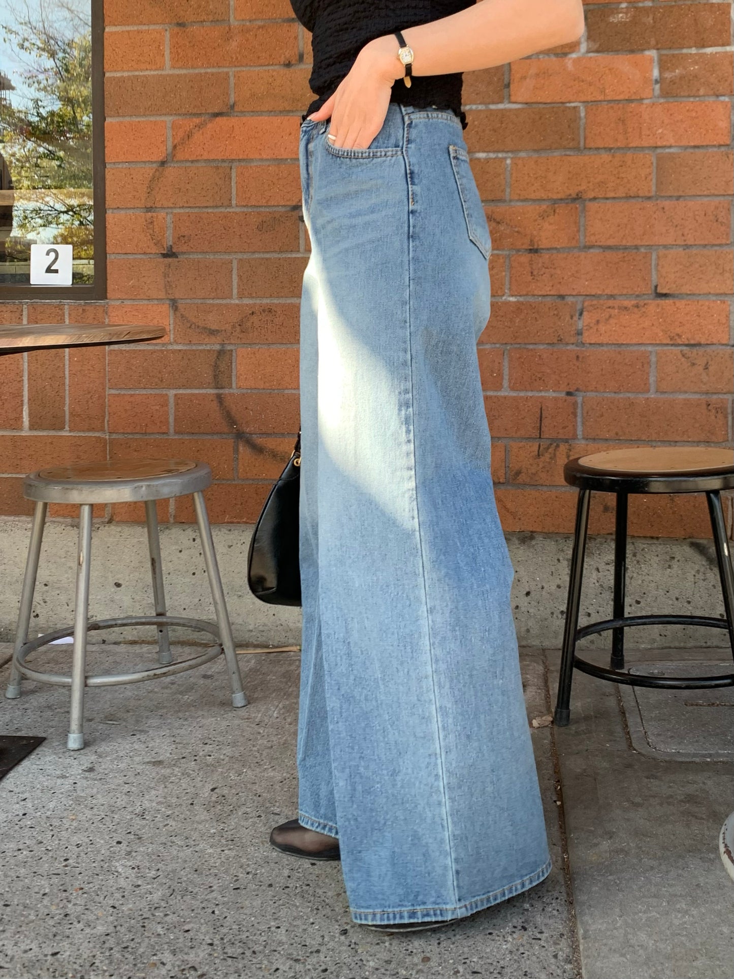 Structured Wide Jeans