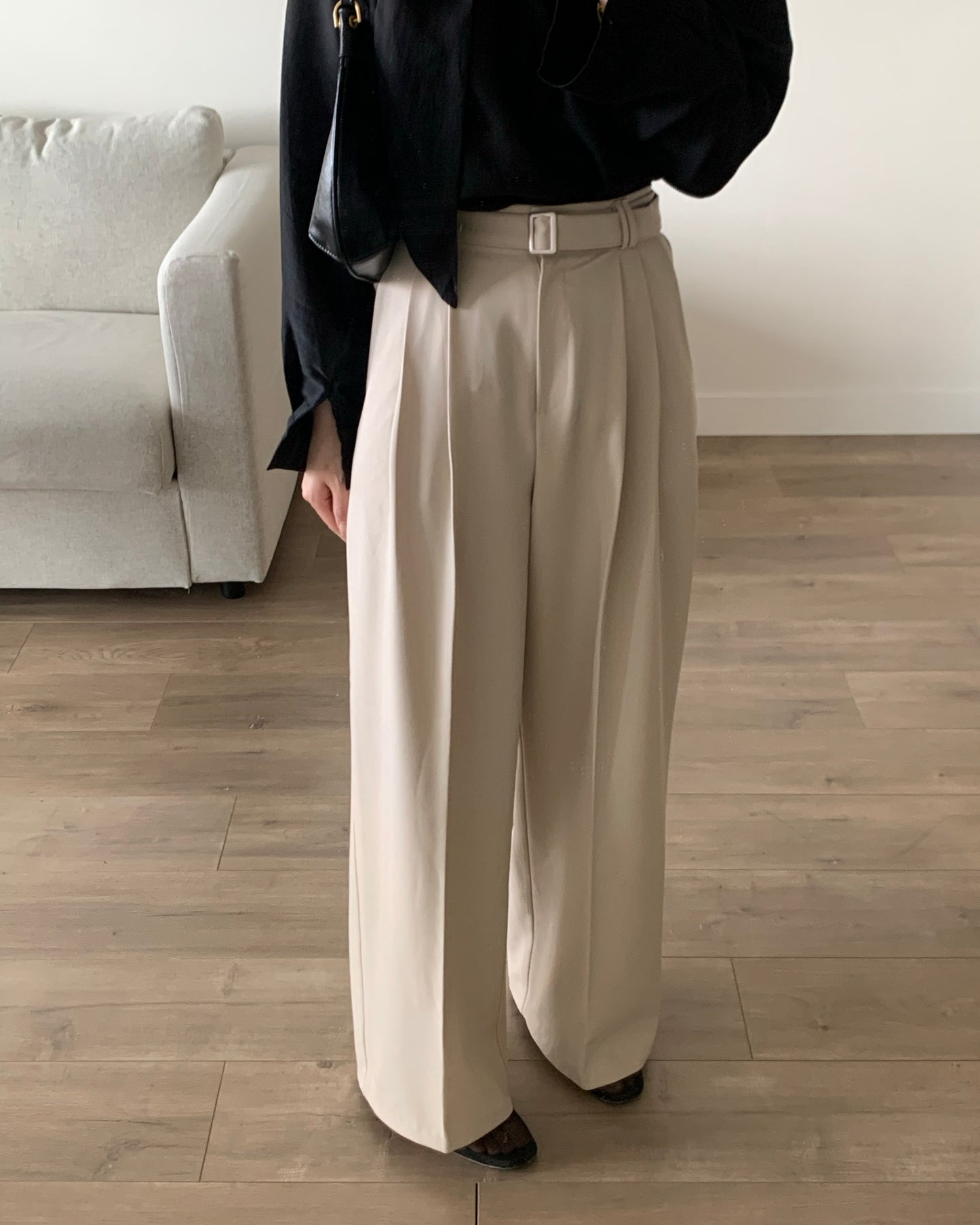 Belted Pin-tuck Wide Trouser