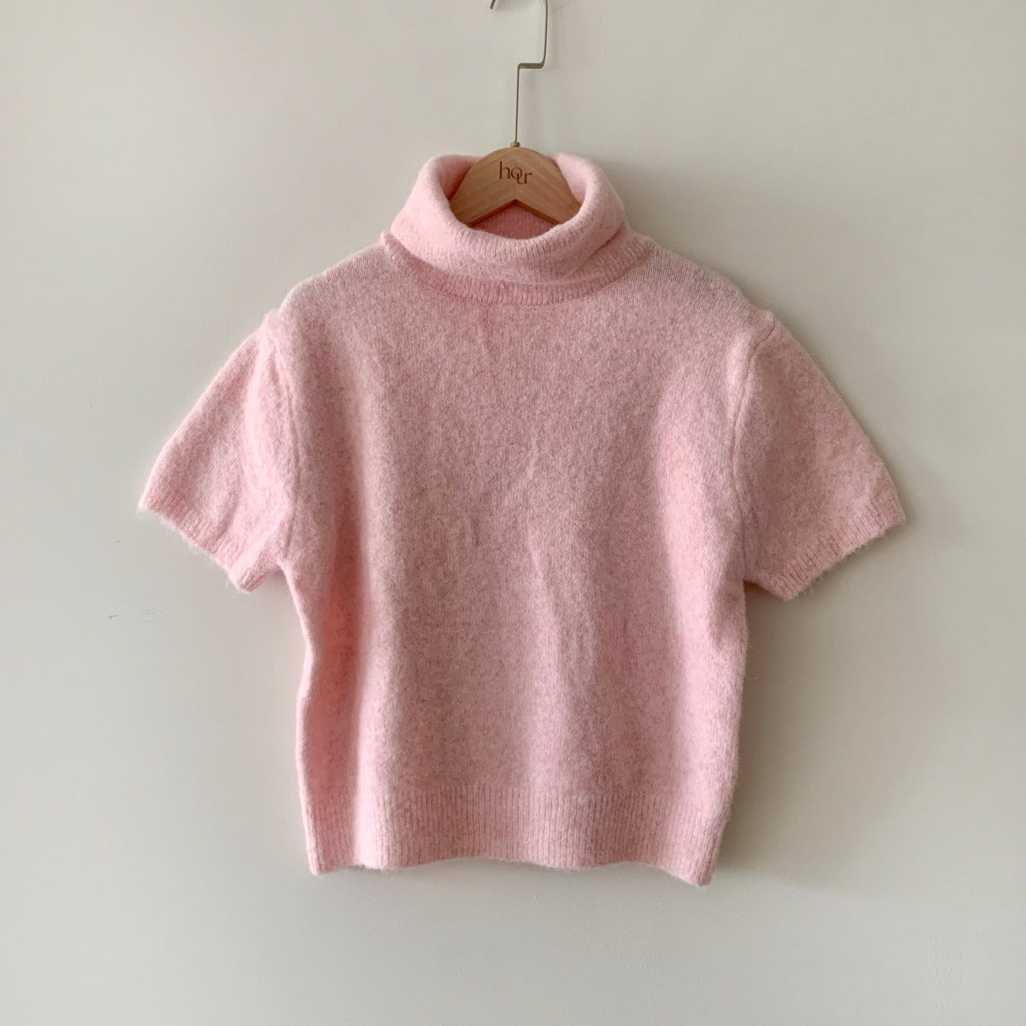 Basic Turtle-neck Knit Top