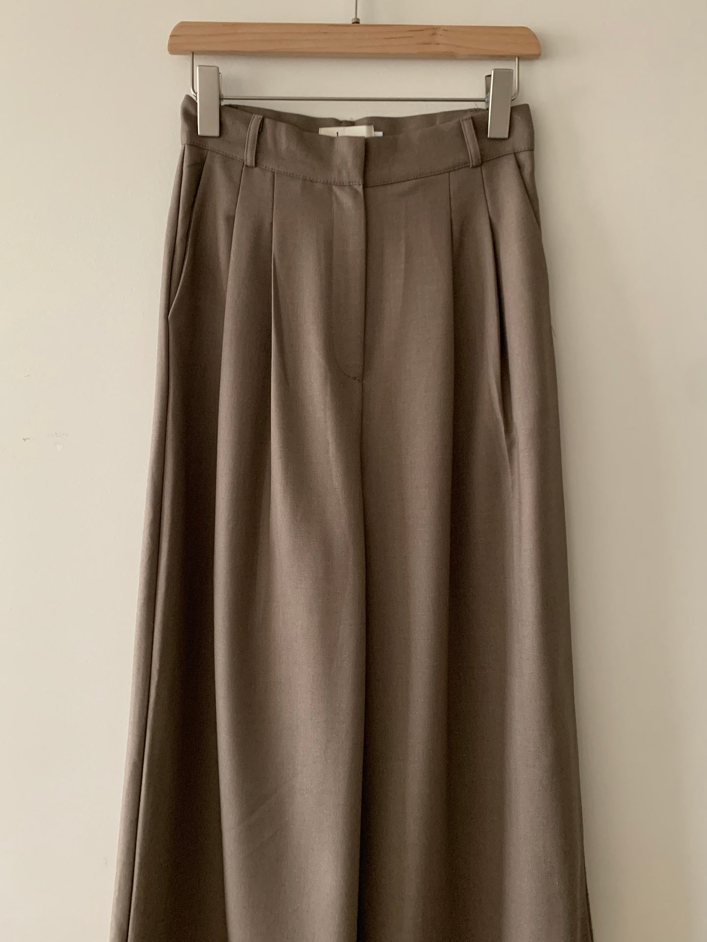 Winter Pin-tuck Wide Trouser