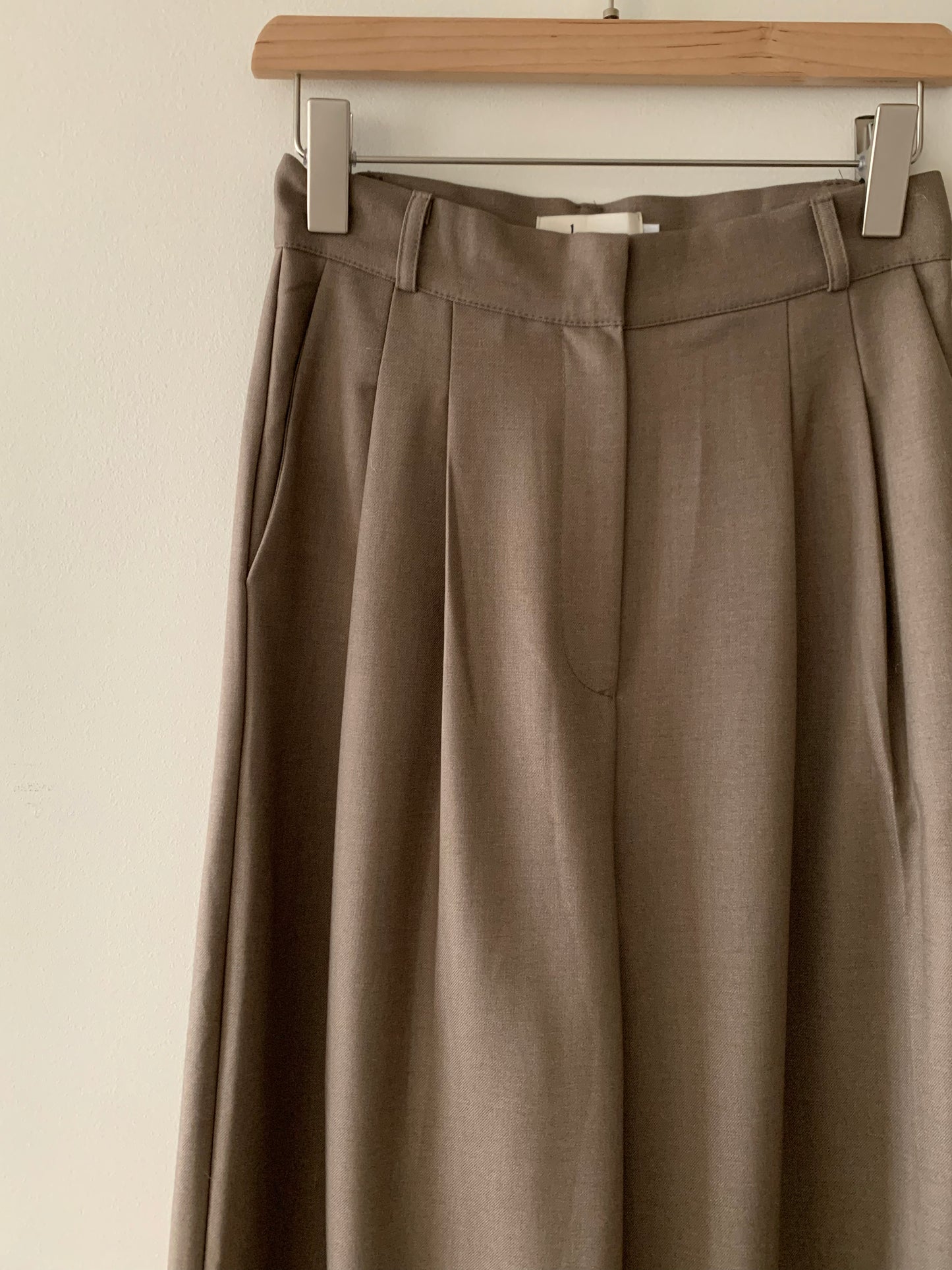 Winter Pin-tuck Wide Trouser