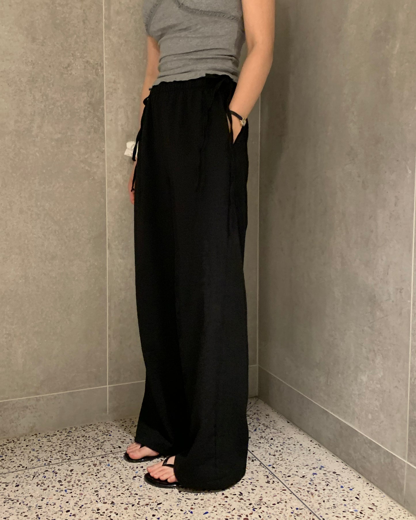 Side-Tie Bloom Pants (Black)