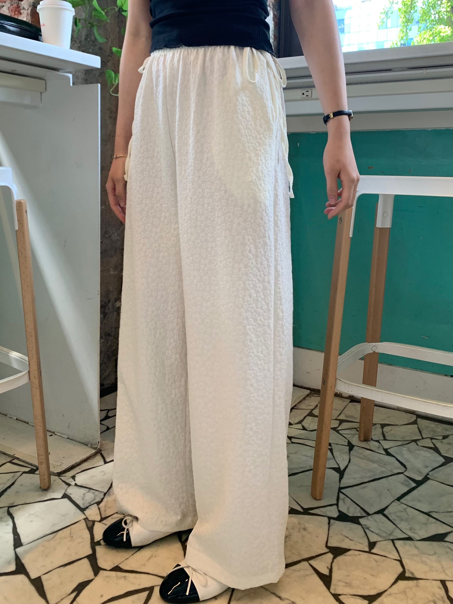 Side-Tie Bloom Pants (Ivory)