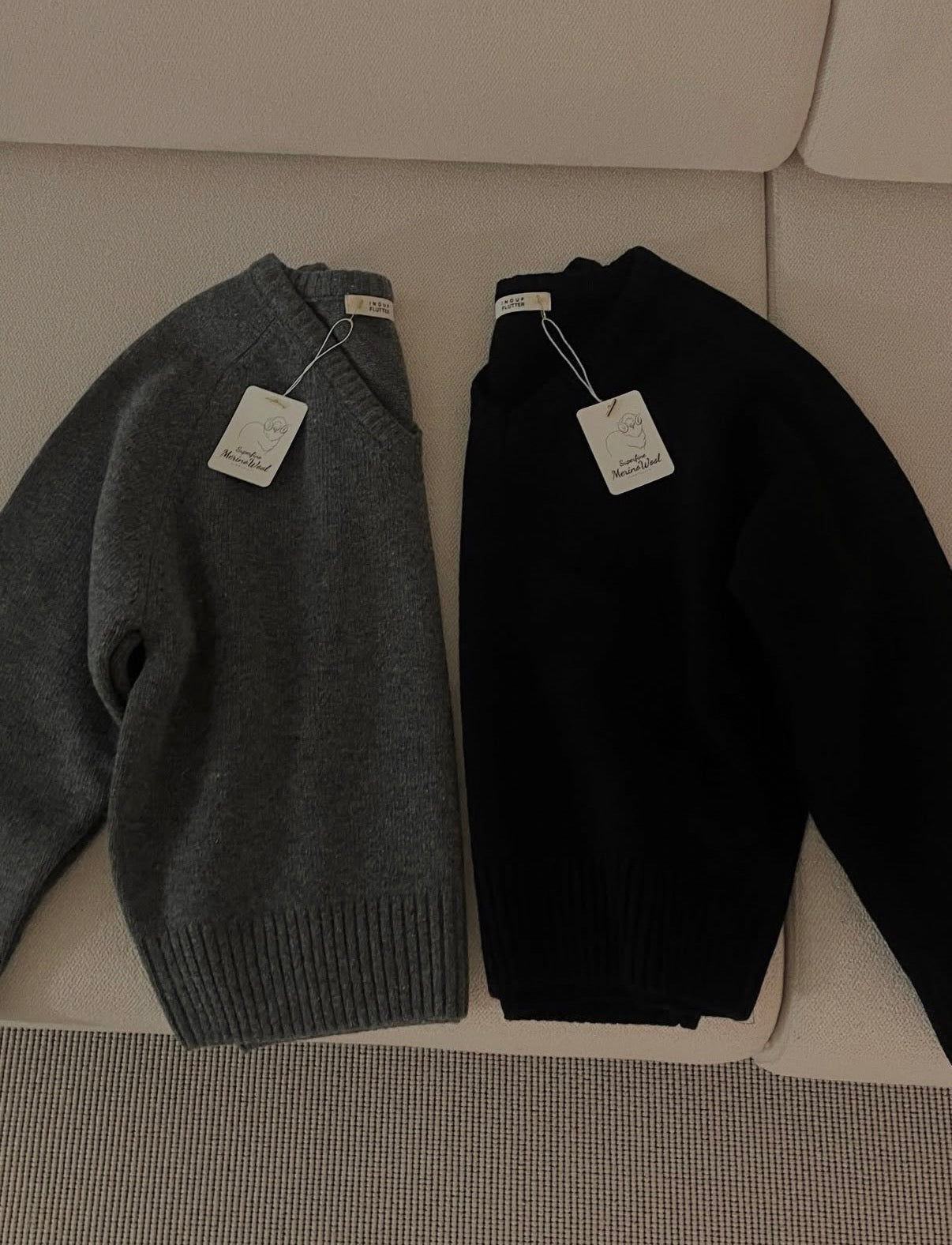 100% MERINO WOOL V-NECKLINE SWEATER