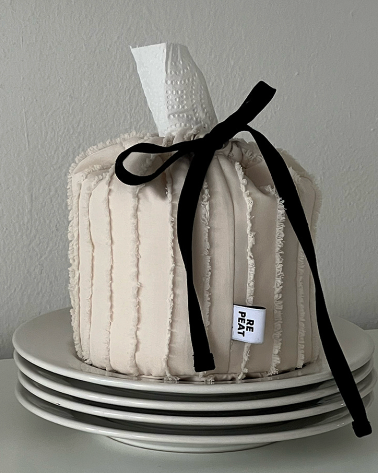 [REPEAT] Round Cake Tissue Case
