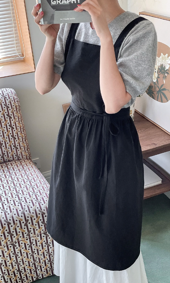 Linen Black Apron