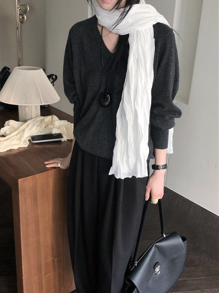 Cashmere V-neckline Knit