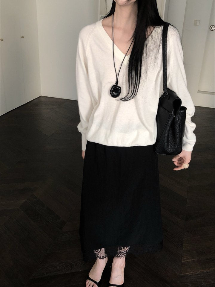 Cashmere V-neckline Knit