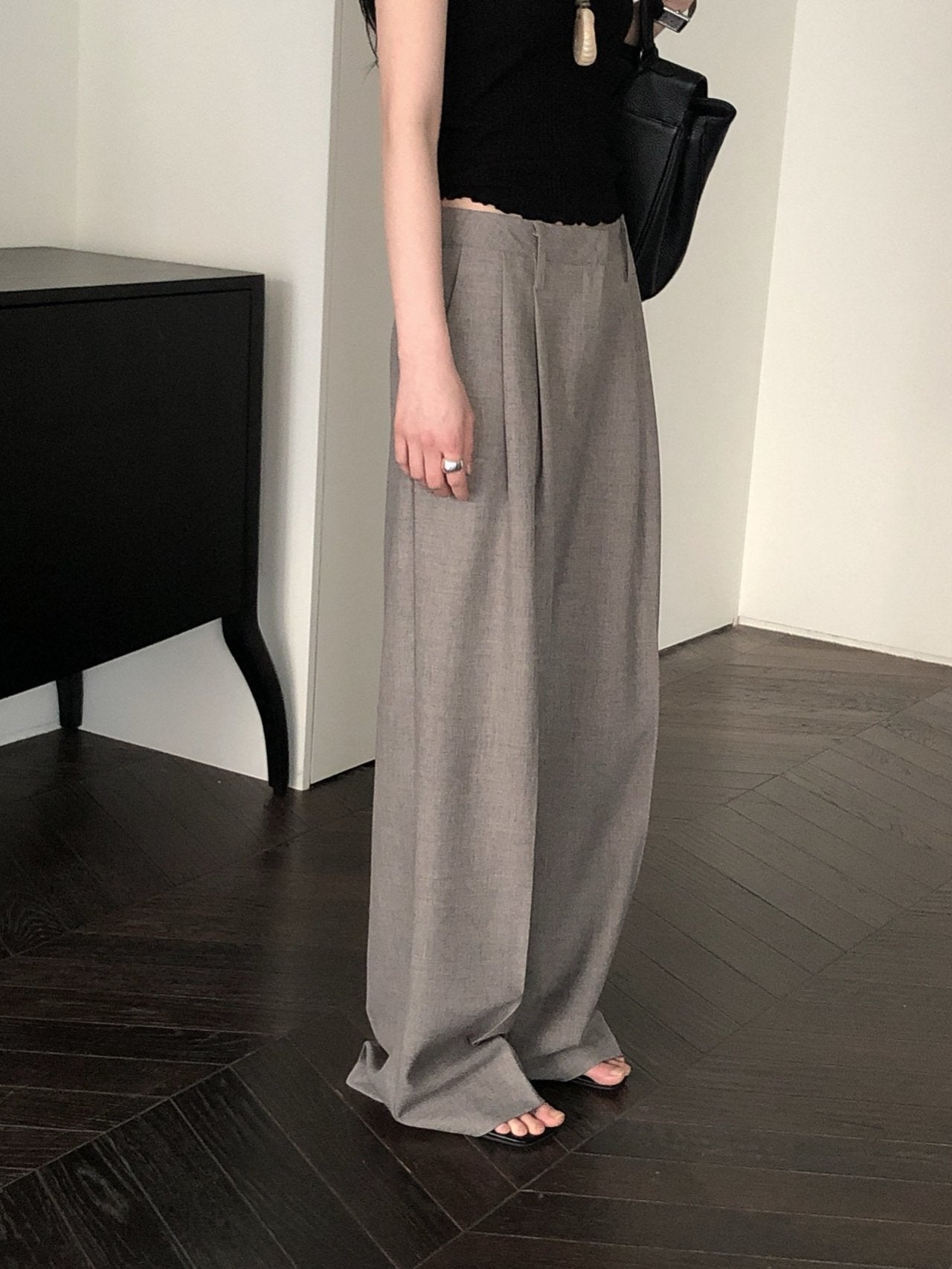 Momento Wide-leg Trouser