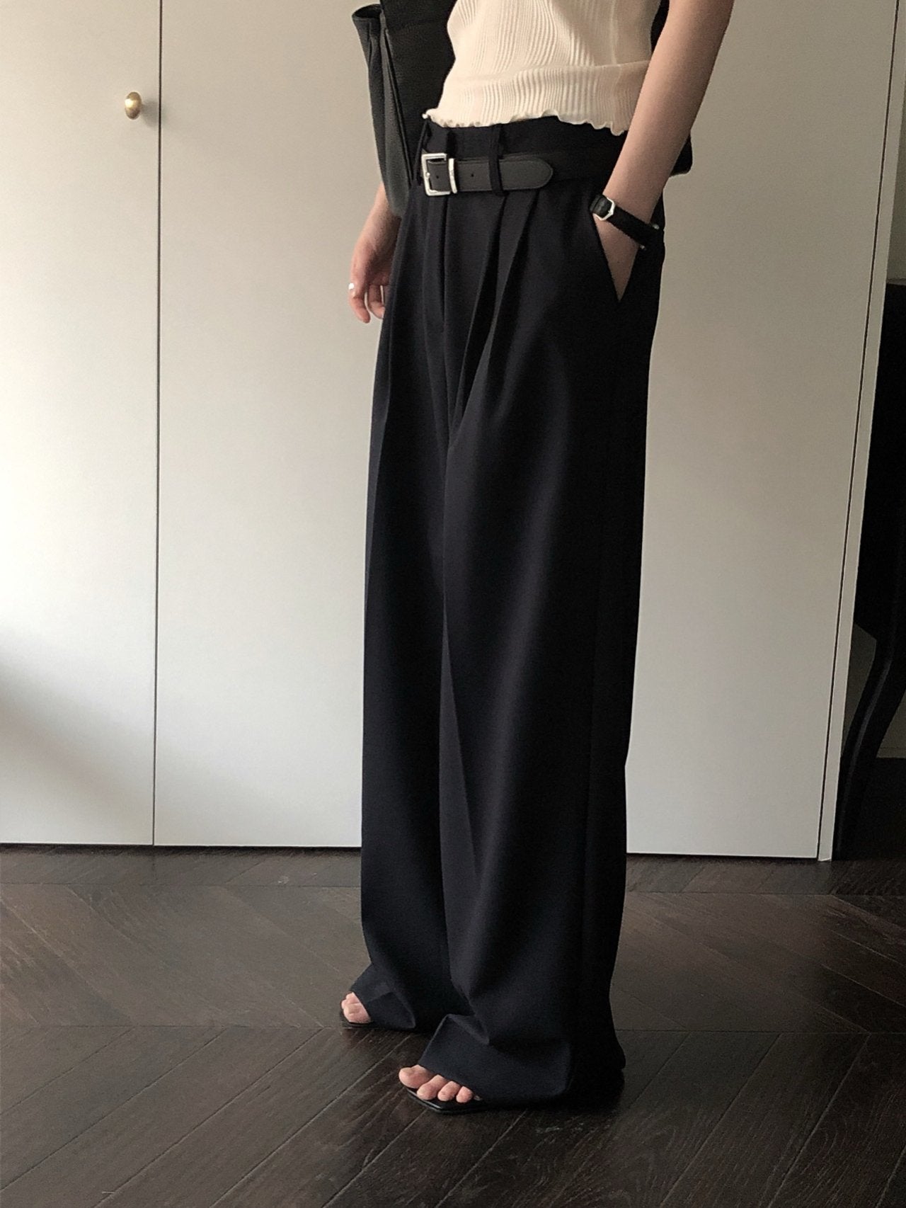 Momento Wide-leg Trouser