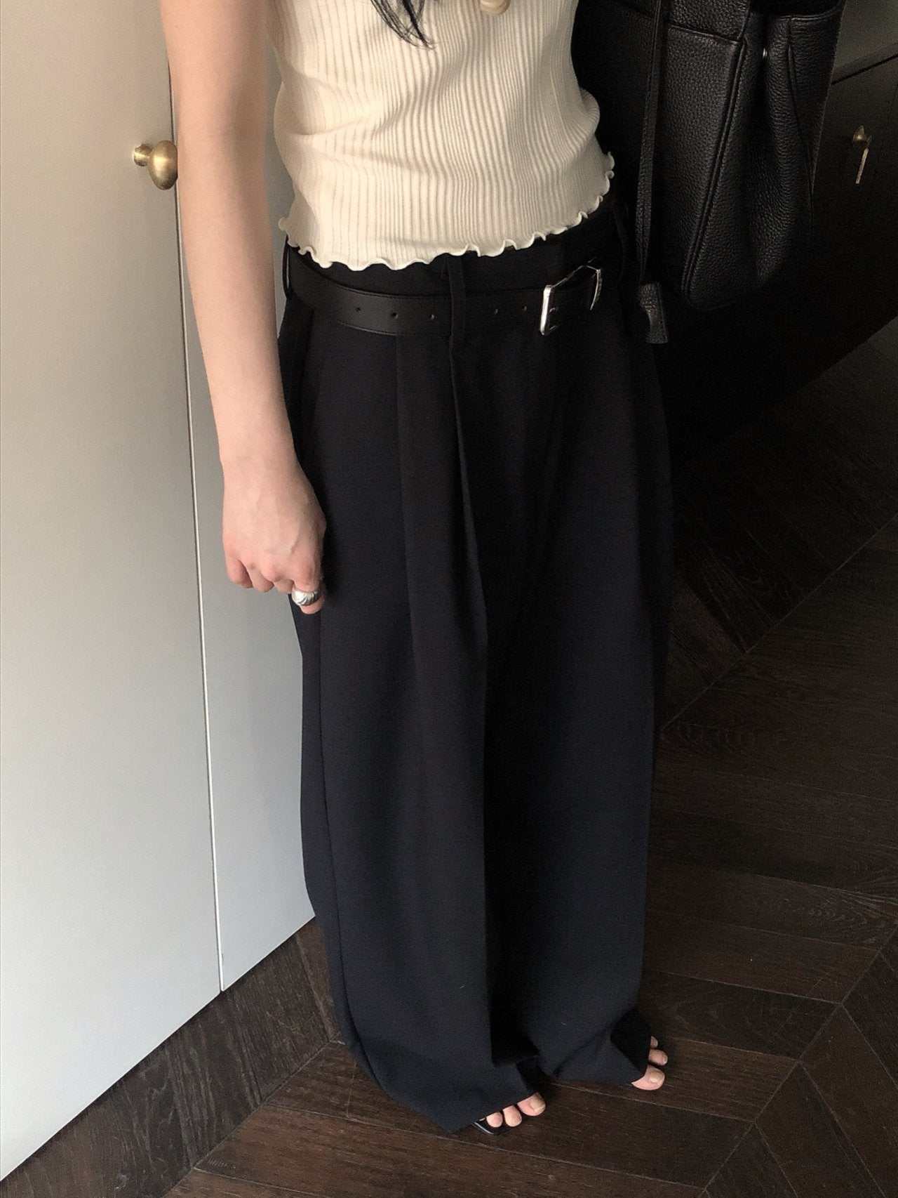 Momento Wide-leg Trouser