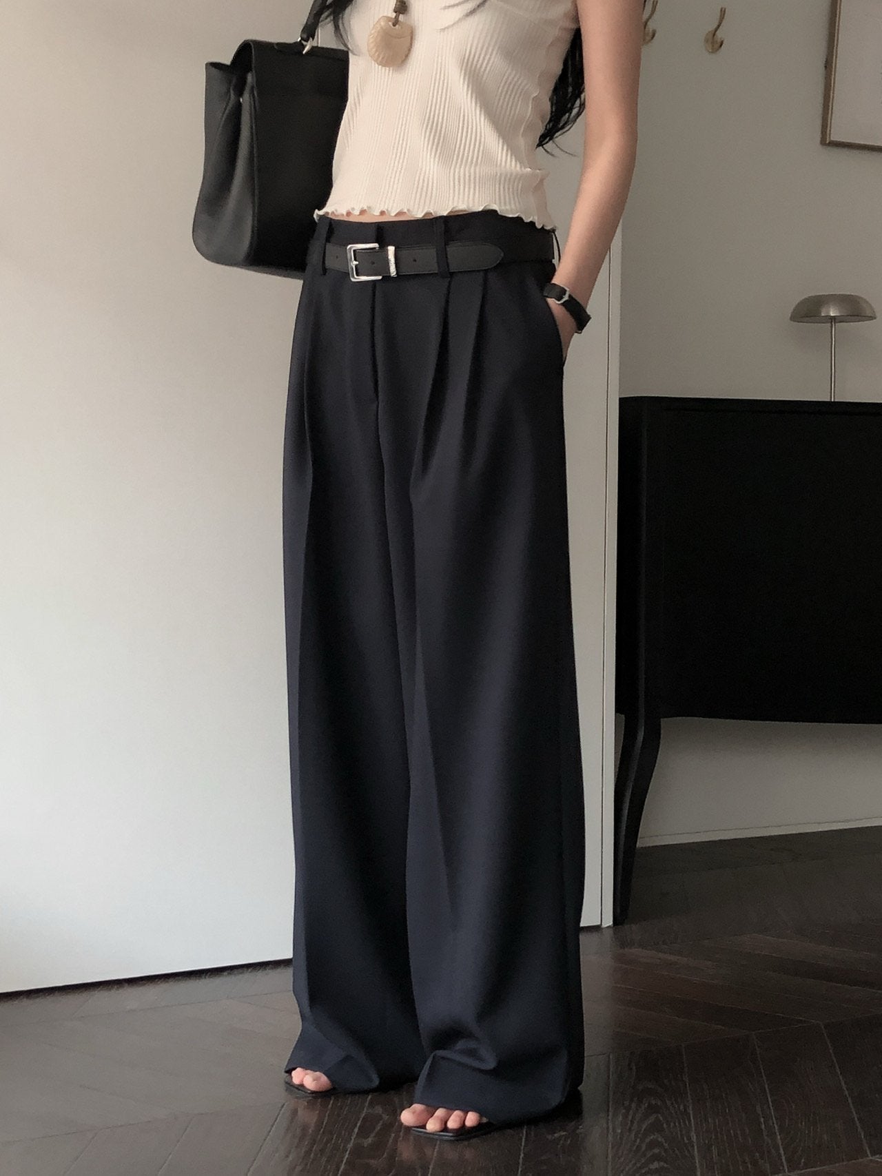 Momento Wide-leg Trouser