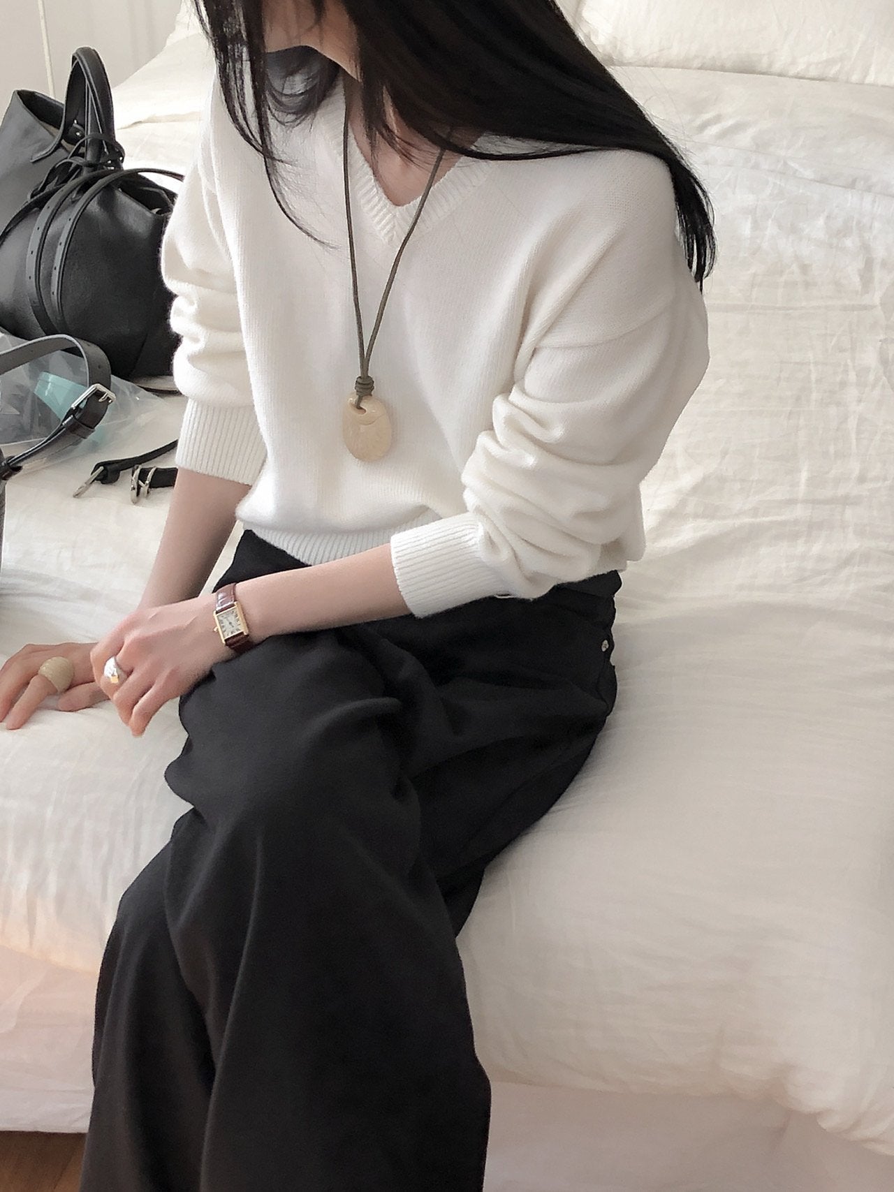 Cashmere V-neckline Knit