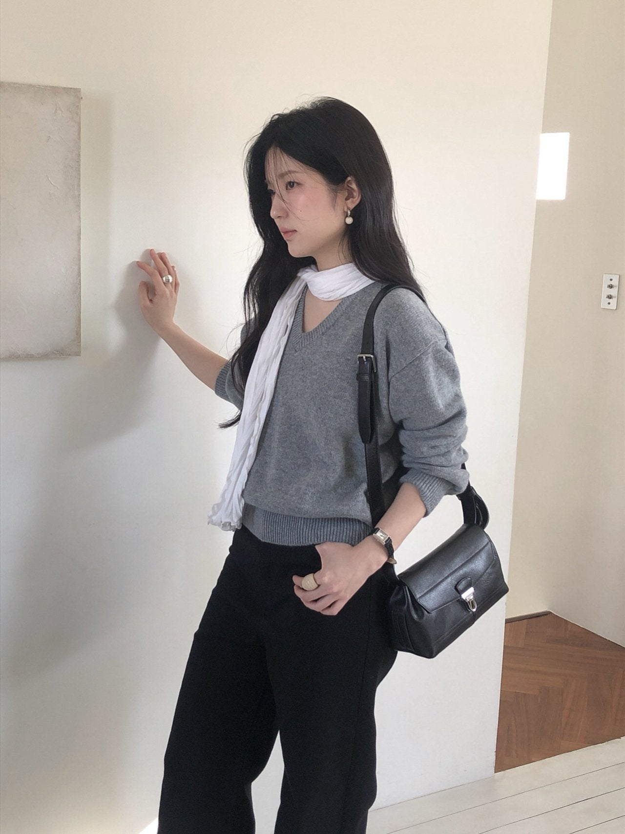 Cashmere V-neckline Knit